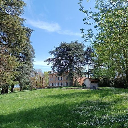Chambres d'Hôtes Le Jardin Des Cèdres Lavaur (Tarn) Exterior foto