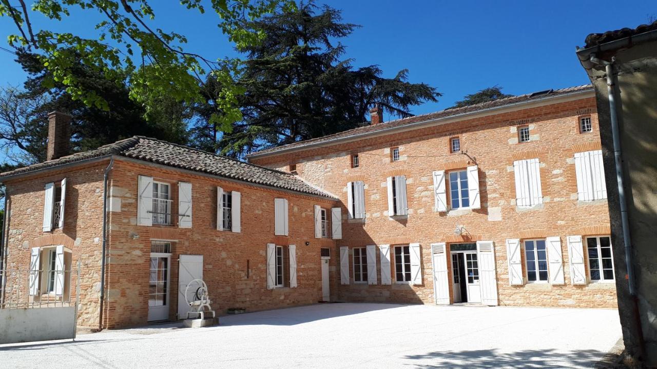 Chambres d'Hôtes Le Jardin Des Cèdres Lavaur (Tarn) Exterior foto