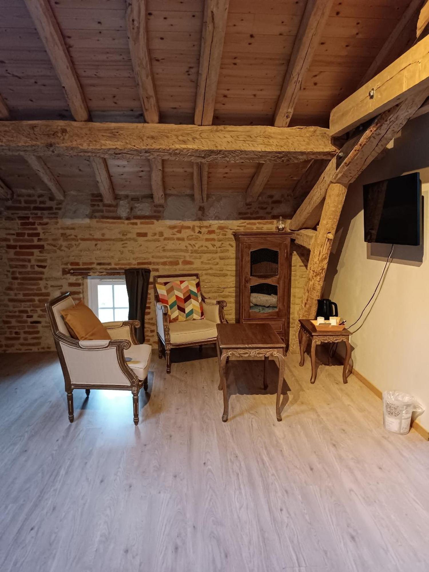 Chambres d'Hôtes Le Jardin Des Cèdres Lavaur (Tarn) Quarto foto
