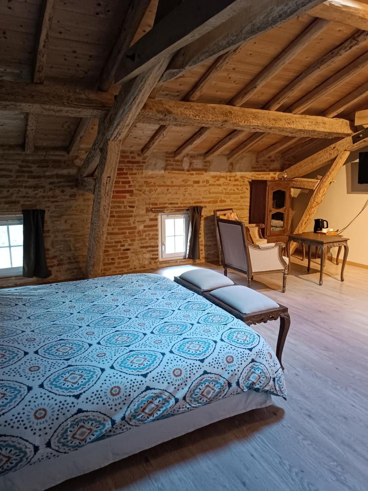 Chambres d'Hôtes Le Jardin Des Cèdres Lavaur (Tarn) Quarto foto