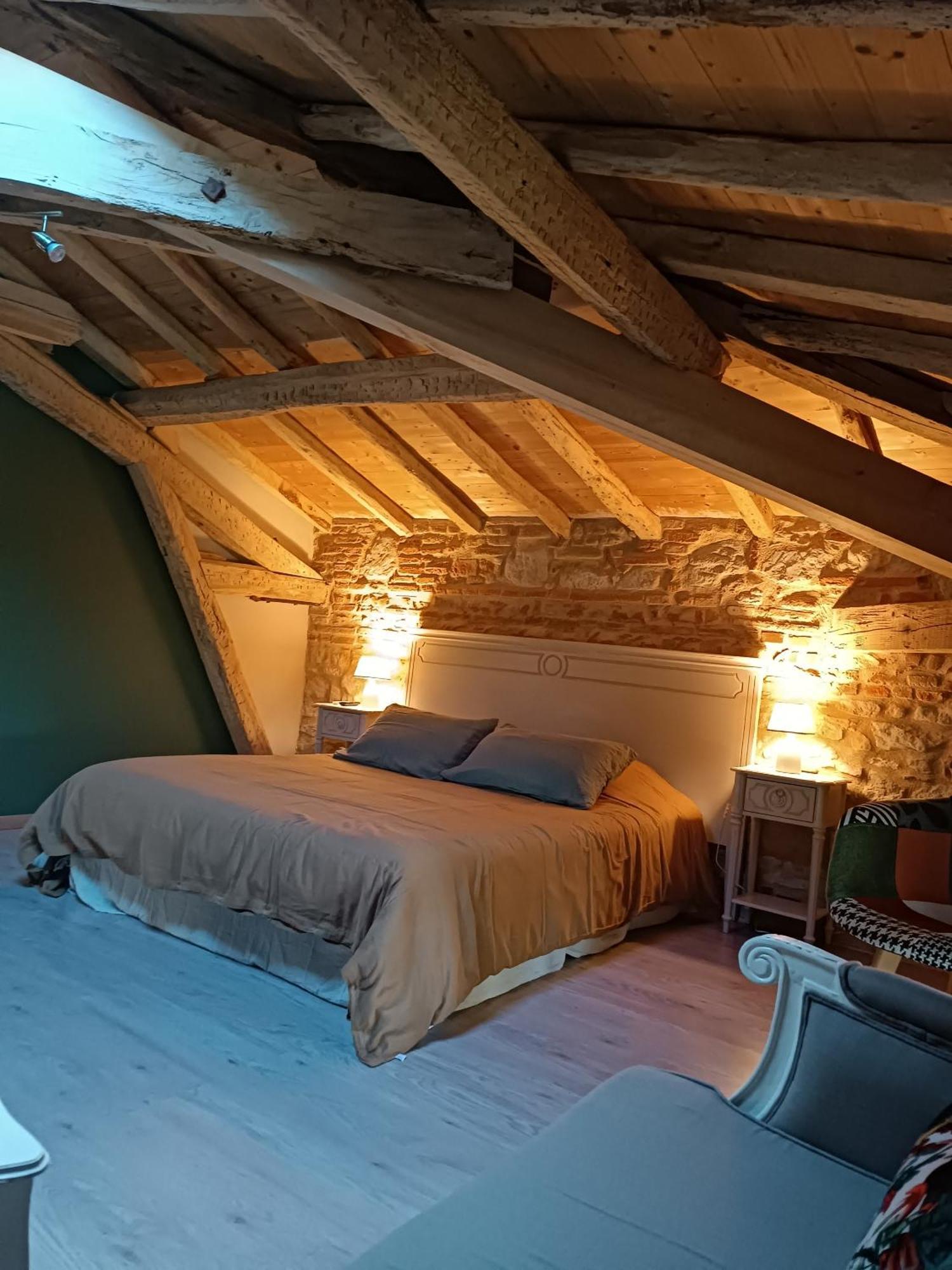 Chambres d'Hôtes Le Jardin Des Cèdres Lavaur (Tarn) Quarto foto