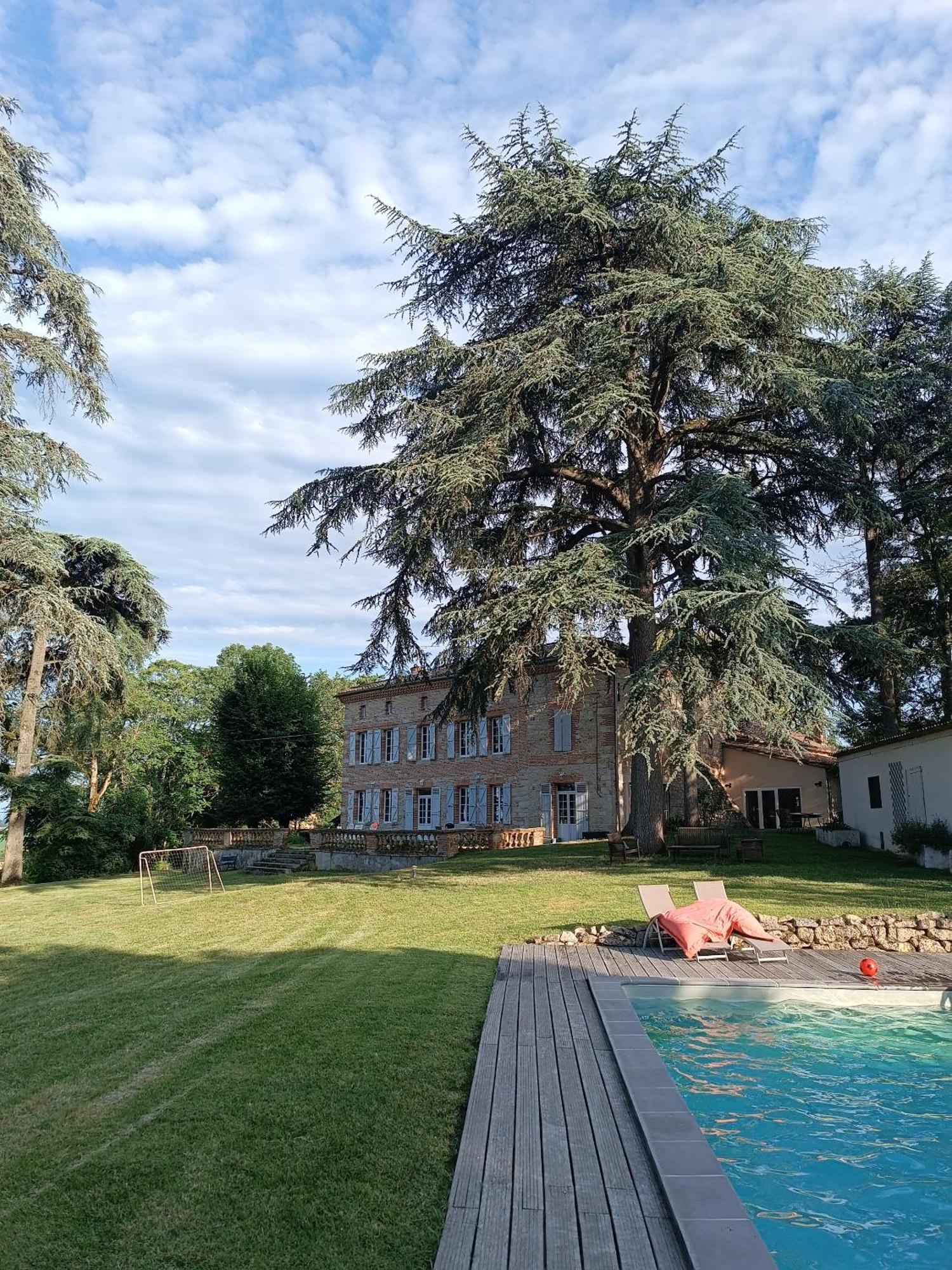 Chambres d'Hôtes Le Jardin Des Cèdres Lavaur (Tarn) Exterior foto
